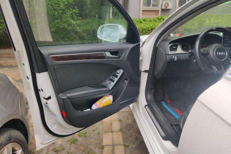 Used Audi A4L 2013 35 TFSI Automatic Comfort Model Driver Seat