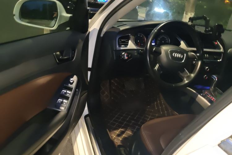 Used Audi A4L 2013 30 TFSI Automatic Comfort Model Driver Seat