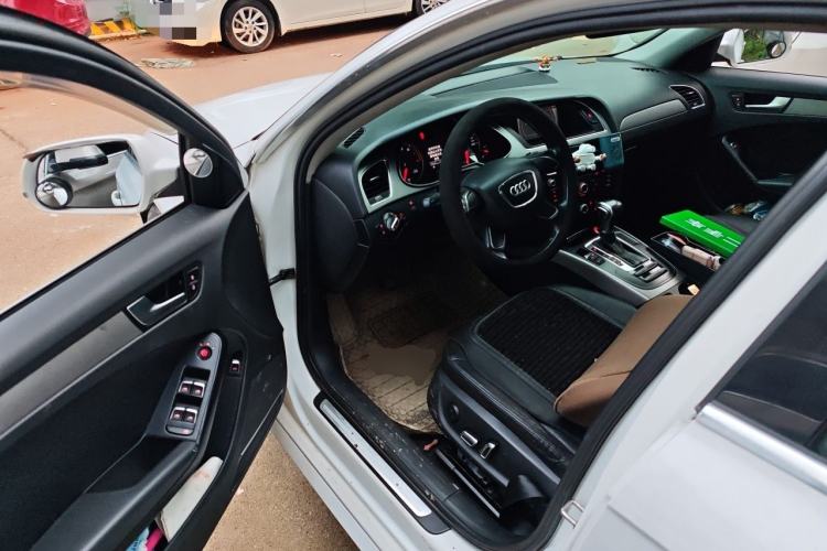 Used Audi A4L 2013 30 TFSI Automatic Comfort Model Driver Seat
