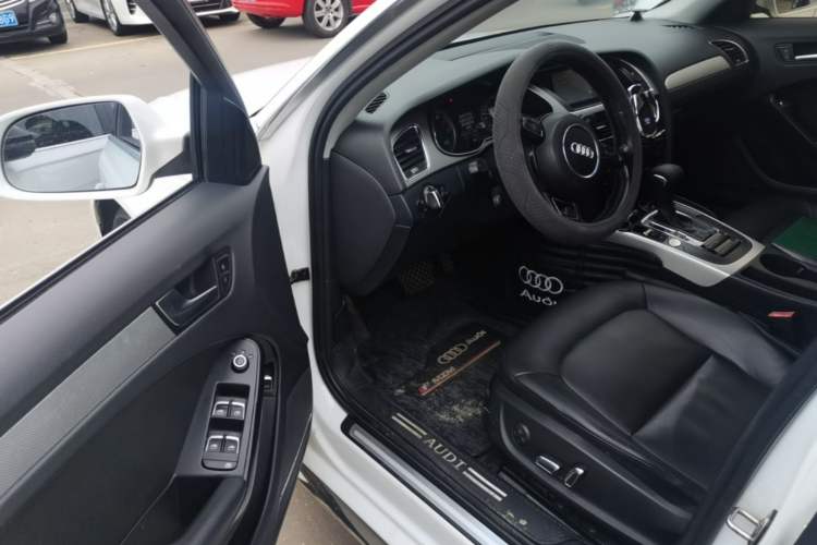 Used Audi A4L 2013 35 TFSI Automatic Standard Model Driver Seat
