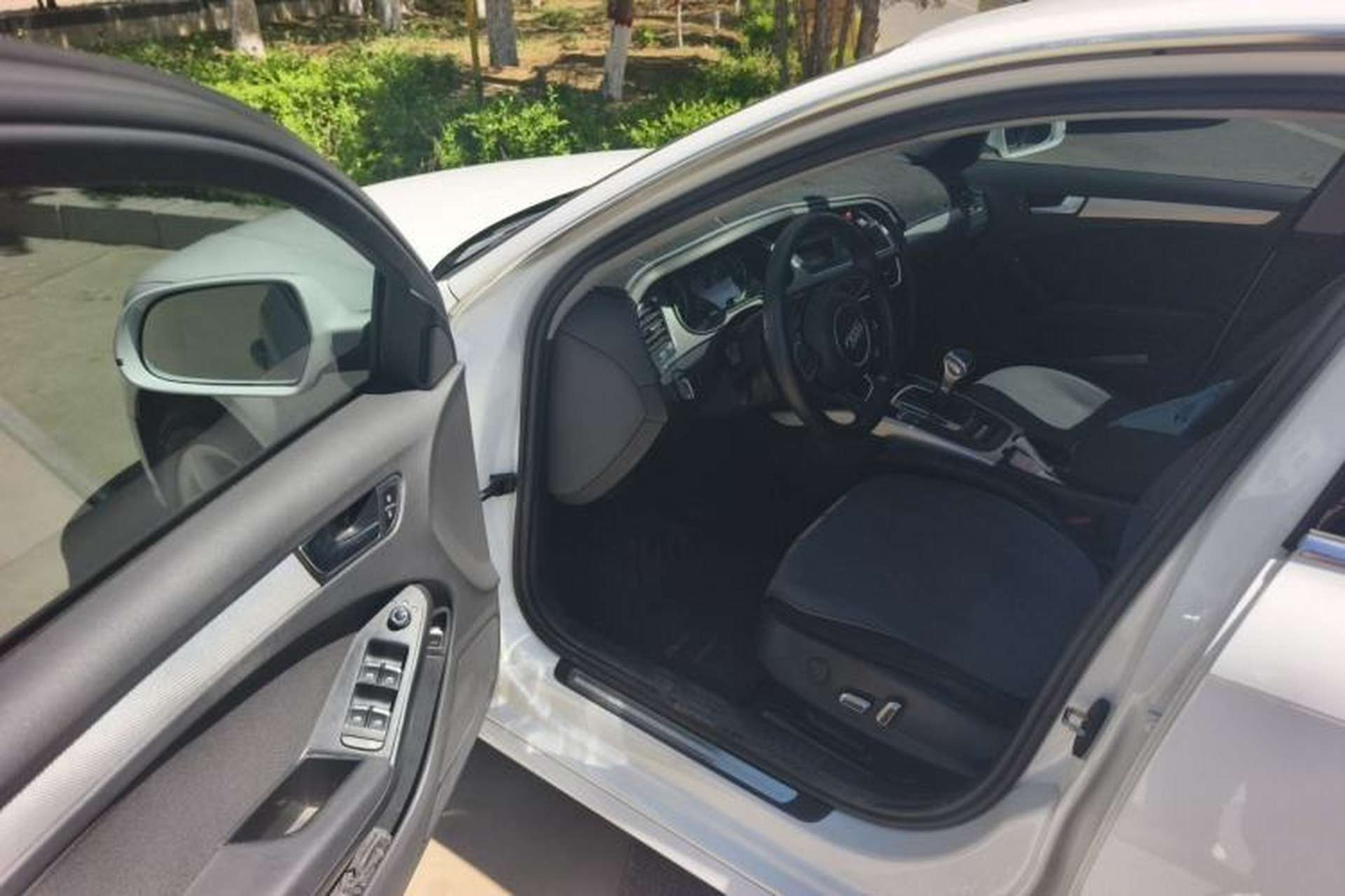 Used Audi A4L 2013 35 TFSI Automatic Standard Model Driver Seat