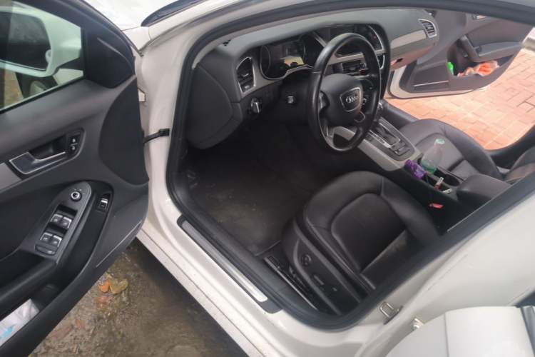 Used Audi A4L 2013 30 TFSI Automatic Comfort Model Driver Seat