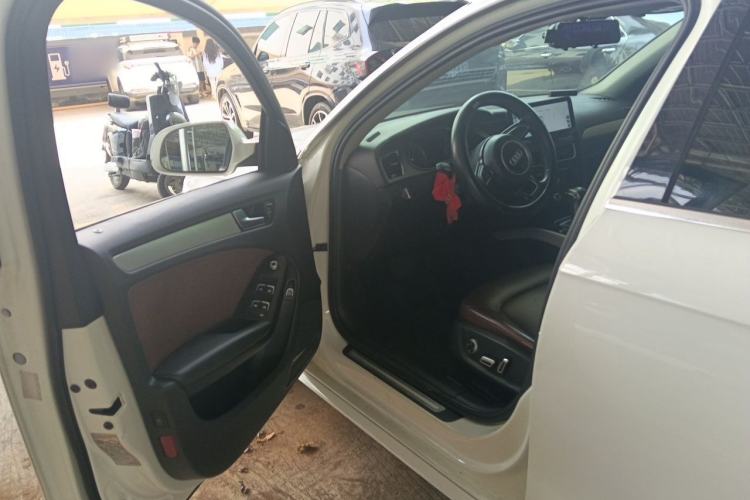 Used Audi A4L 2013 35 TFSI Automatic Standard Model Driver Seat