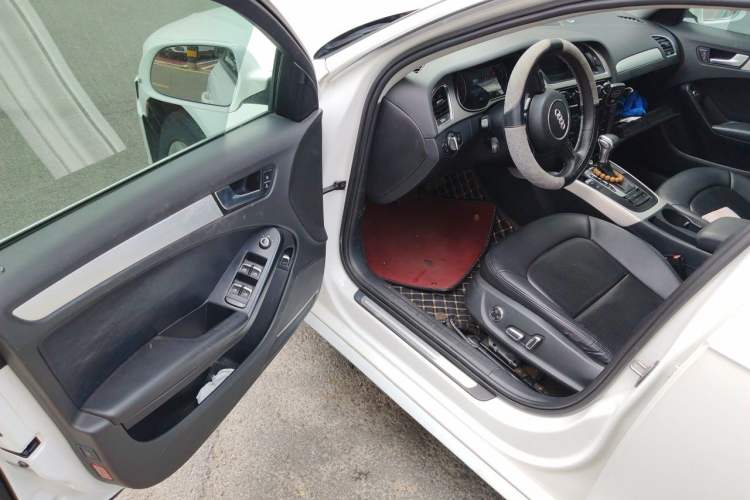Used Audi A4L 2013 35 TFSI Automatic Standard Model Driver Seat