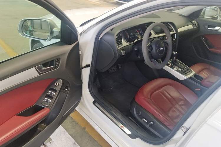 Used Audi A4L 2013 40 TFSI quattro Individual Sport Edition Driver Seat
