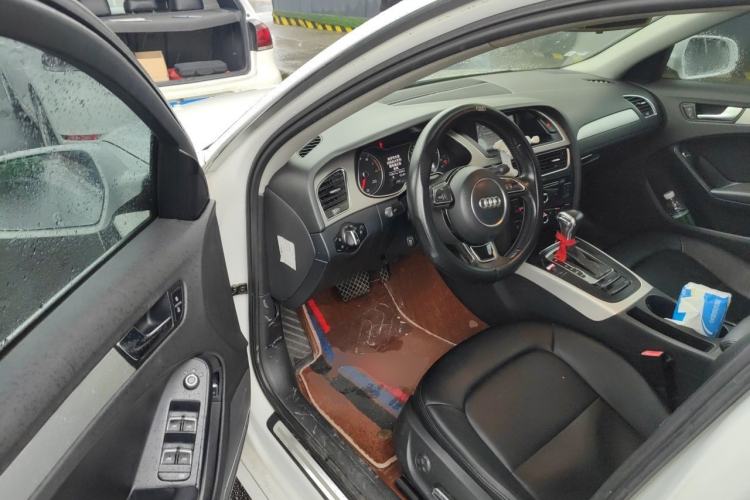 Used Audi A4L 2013 35 TFSI Automatic Comfort Model Driver Seat
