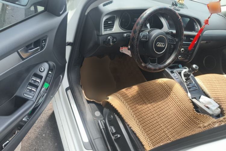 Used Audi A4L 2013 30 TFSI Manual Comfort Model Driver Seat