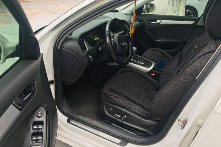 Used Audi A4L 2013 35 TFSI Automatic Standard Model Driver Seat