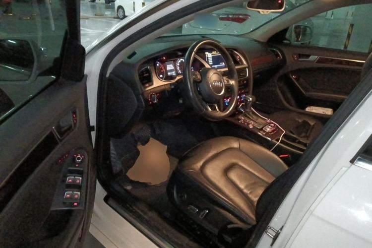 Used Audi A4L 2013 35 TFSI Automatic Standard Model Driver Seat