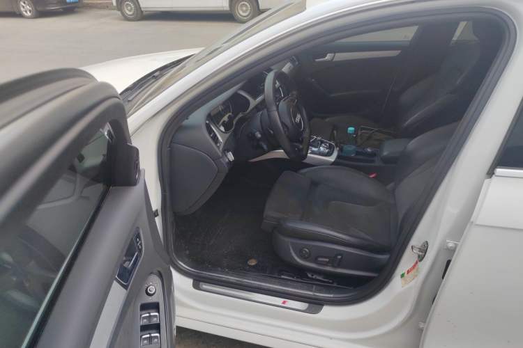Used Audi A4L 2013 40 TFSI quattro Sport version Driver Seat