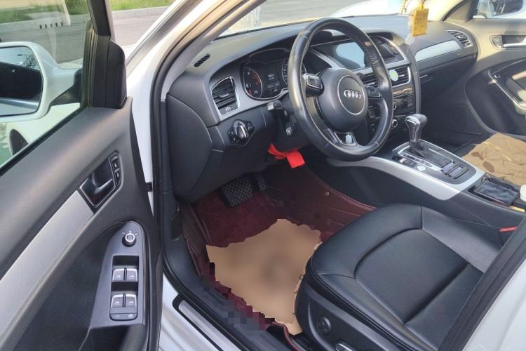 Used Audi A4L 2013 35 TFSI Automatic Standard Model Driver Seat