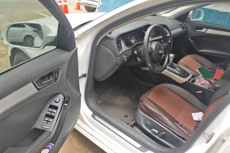 Used Audi A4L 2013 35 TFSI Automatic Standard Model Driver Seat