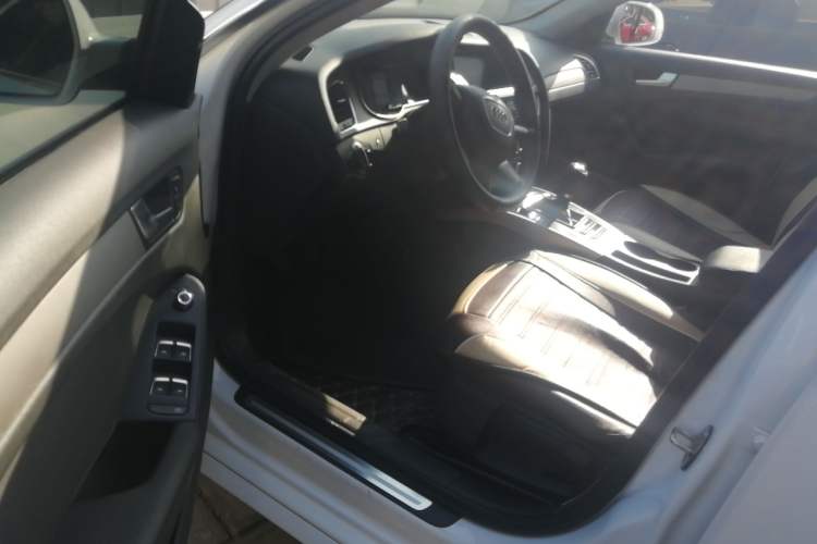 Used Audi A4L 2013 30 TFSI Manual Comfort Model Driver Seat