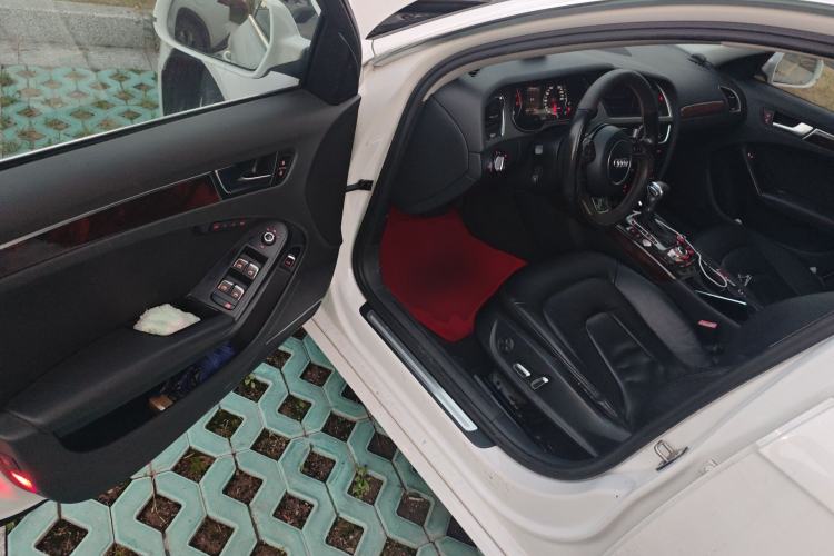 Used Audi A4L 2013 35 TFSI Automatic Technology Edition Driver Seat