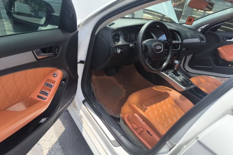 Used Audi A4L 2013 30 TFSI Automatic Comfort Model Driver Seat