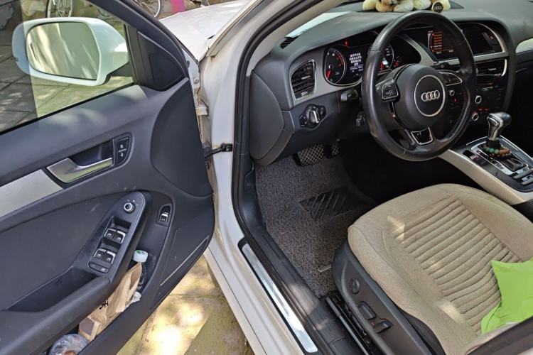 Used Audi A4L 2013 35 TFSI Automatic Standard Model Driver Seat