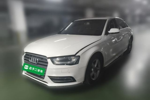 Audi A4L 2013 35 TFSI Automatic Standard Model с пробегом