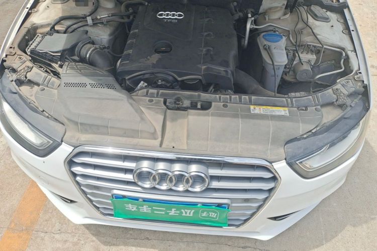 Used Audi A4L 2013 35 TFSI Automatic Standard Model Engine Bay