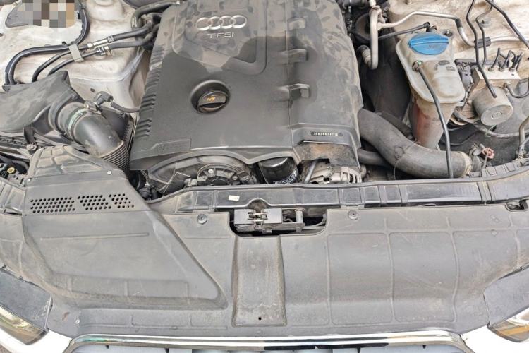 Used Audi A4L 2013 35 TFSI Automatic Comfort Model Engine Bay