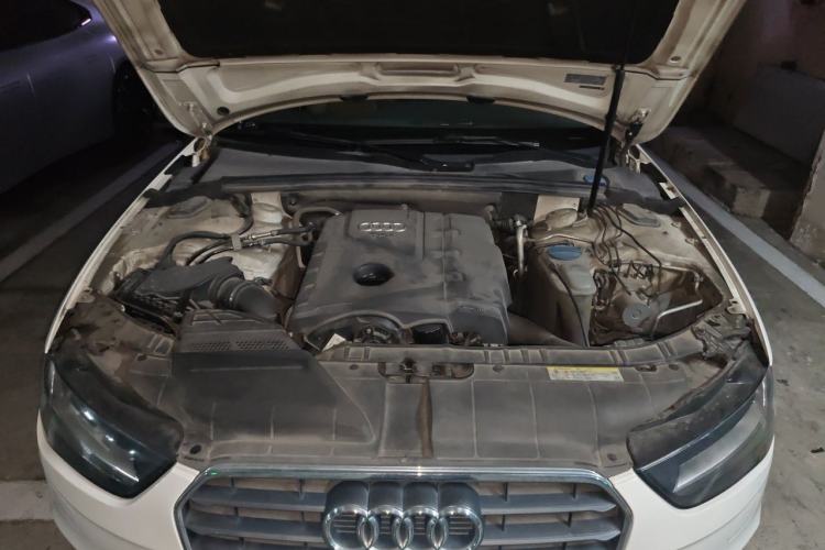 Used Audi A4L 2013 30 TFSI Manual Comfort Model Engine Bay