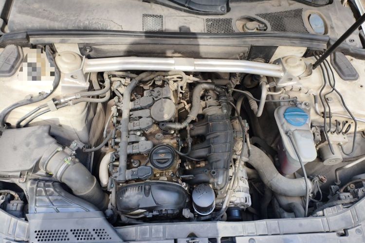 Used Audi A4L 2013 40 TFSI quattro Individual Sport Edition Engine Bay