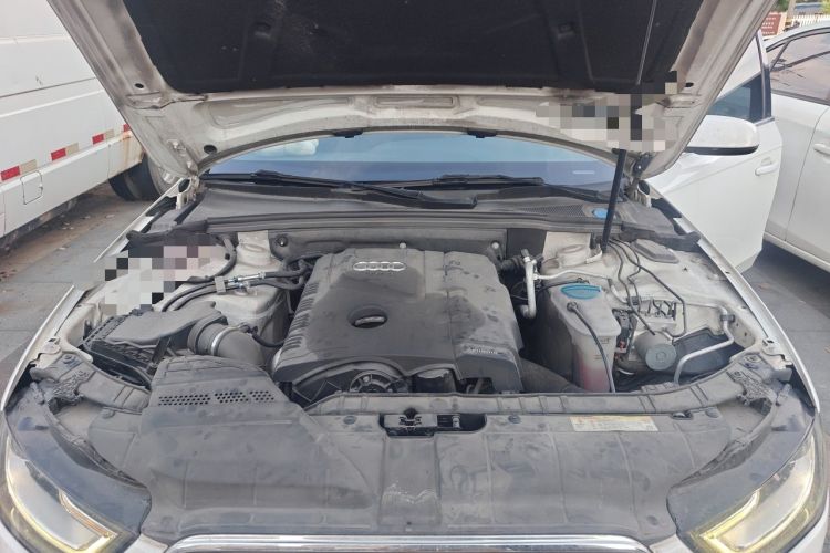 Used Audi A4L 2013 35 TFSI Automatic Comfort Model Engine Bay