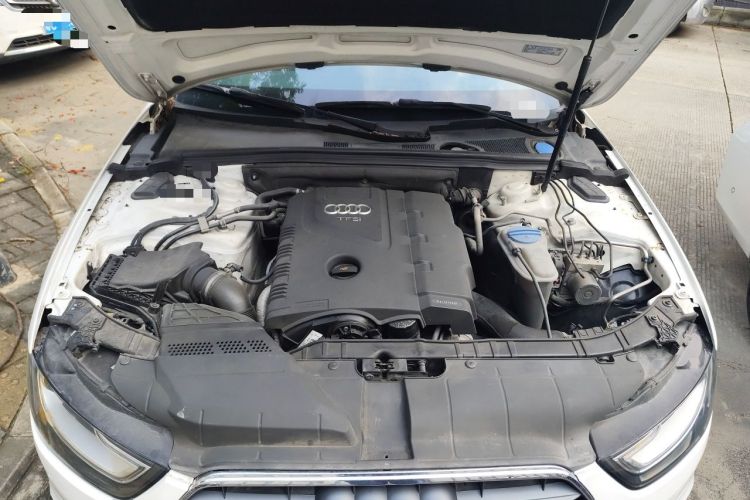 Used Audi A4L 2013 35 TFSI Automatic Comfort Model Engine Bay
