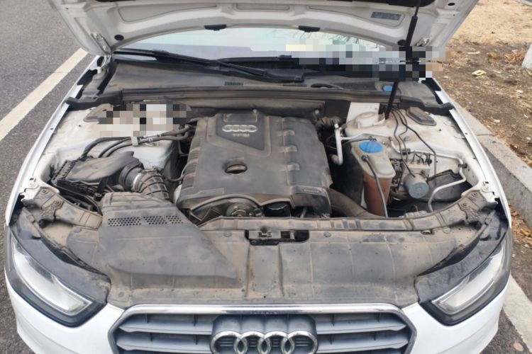 Used Audi A4L 2013 35 TFSI Automatic Comfort Model Engine Bay