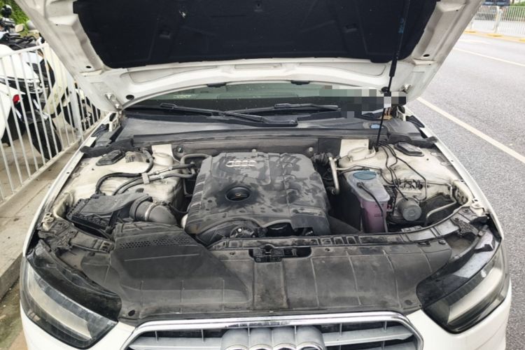 Used Audi A4L 2013 30 TFSI Automatic Comfort Model Engine Bay