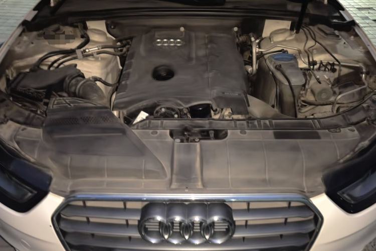 Used Audi A4L 2013 35 TFSI Automatic Comfort Model Engine Bay