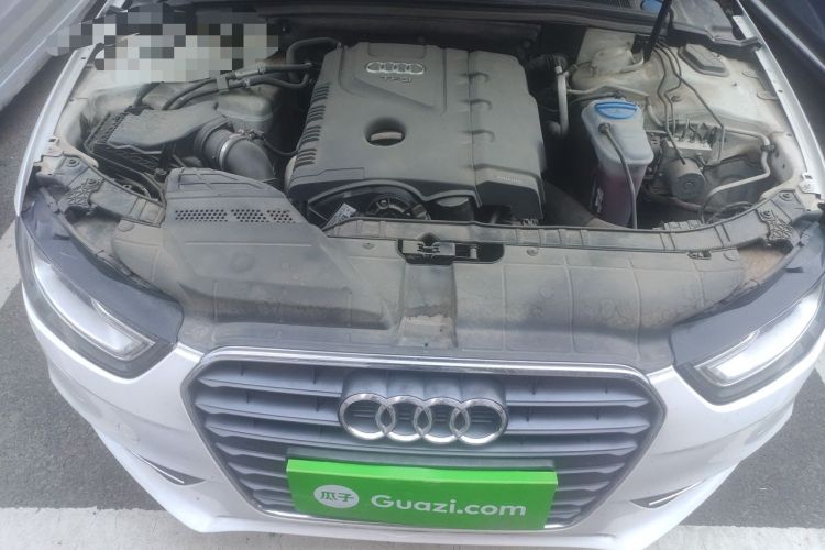 Used Audi A4L 2013 35 TFSI Automatic Standard Model Engine Bay