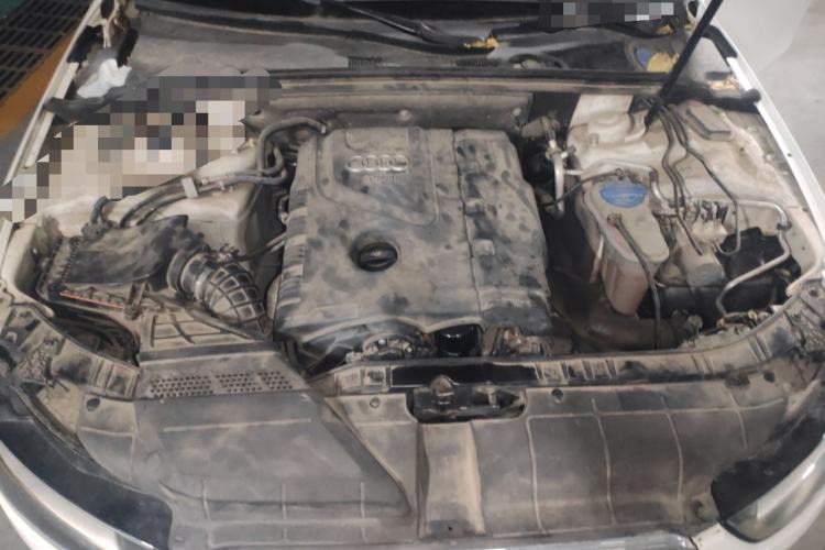 Used Audi A4L 2013 30 TFSI Automatic Comfort Model Engine Bay