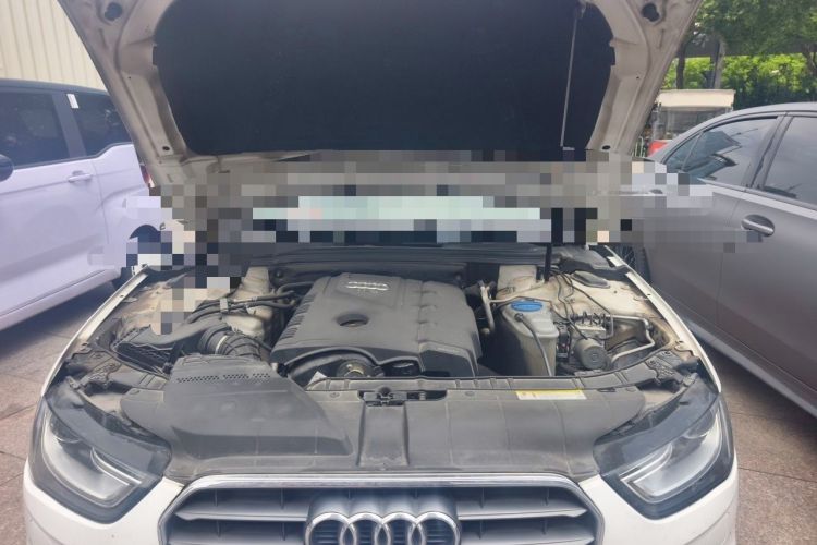 Used Audi A4L 2013 35 TFSI Automatic Comfort Model Engine Bay
