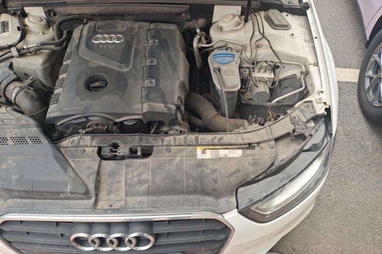 Used Audi A4L 2013 35 TFSI Automatic Standard Model Engine Bay Left