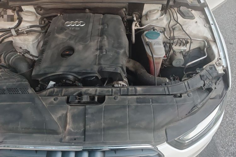 Used Audi A4L 2013 35 TFSI Automatic Standard Model Engine Bay Left