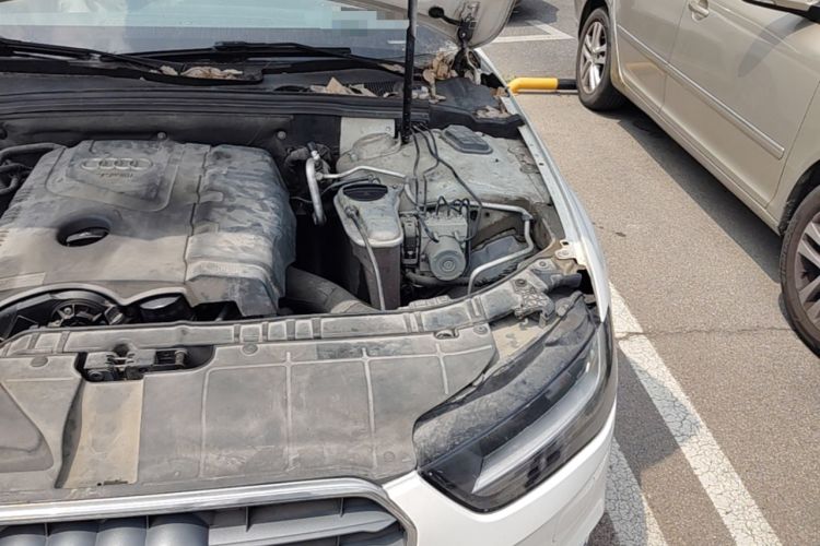 Used Audi A4L 2013 30 TFSI Automatic Comfort Model Engine Bay Left