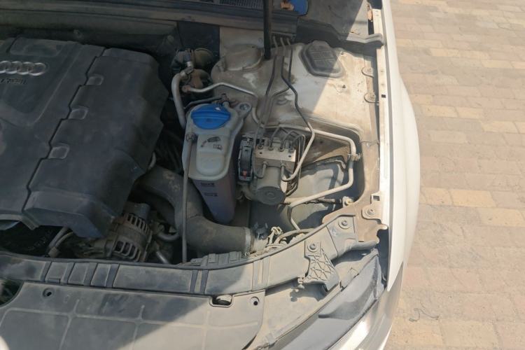 Used Audi A4L 2013 30 TFSI Automatic Comfort Model Engine Bay Left