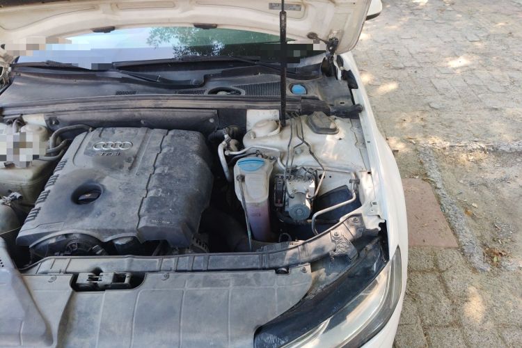 Used Audi A4L 2013 35 TFSI Automatic Technology Edition Engine Bay Left
