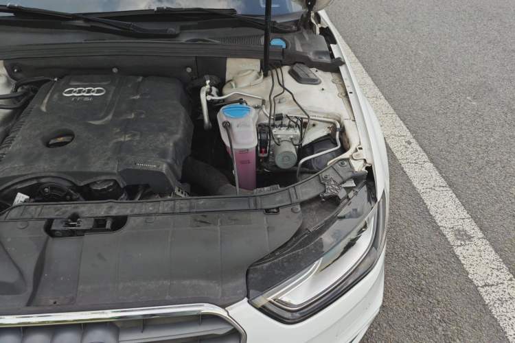 Used Audi A4L 2013 40 TFSI quattro Individual Sport Edition Engine Bay Left