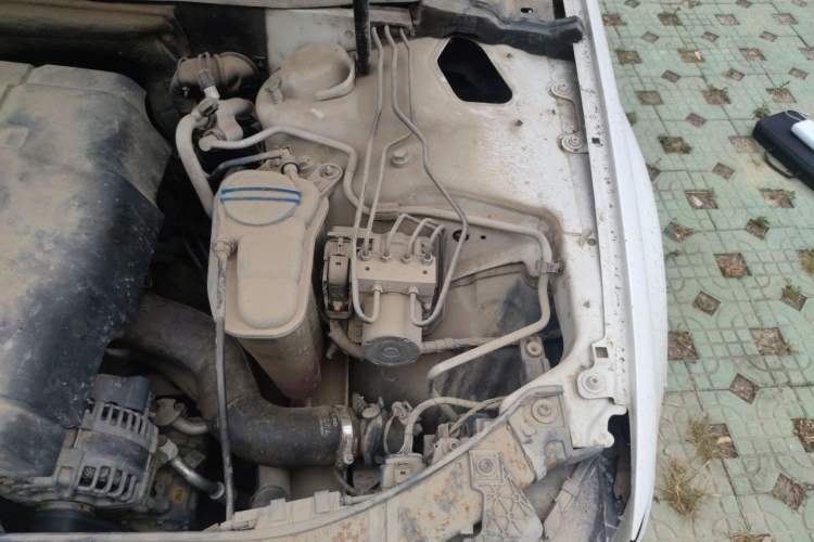 Used Audi A4L 2013 30 TFSI Automatic Comfort Model Engine Bay Left