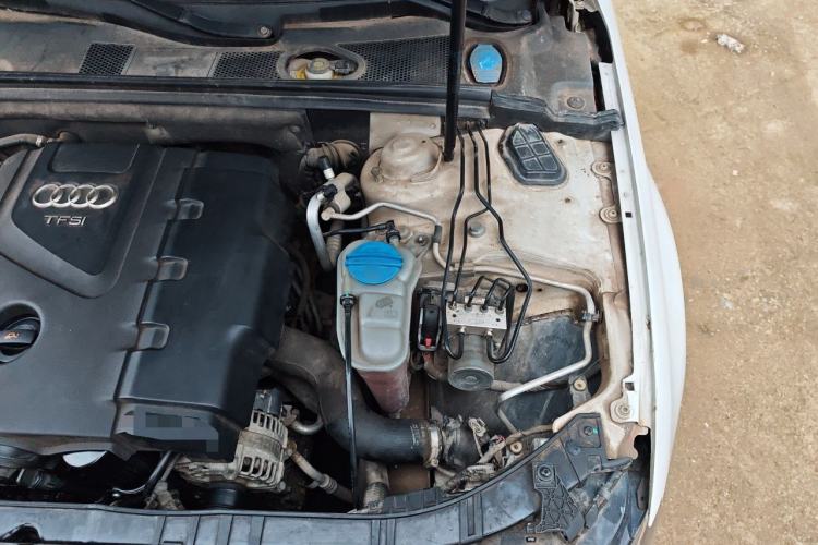 Used Audi A4L 2013 30 TFSI Automatic Comfort Model Engine Bay Left