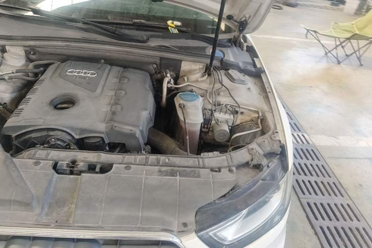 Used Audi A4L 2013 40 TFSI quattro Individual Sport Edition Engine Bay Left