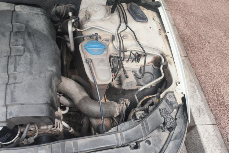 Used Audi A4L 2013 30 TFSI Manual Comfort Model Engine Bay Left