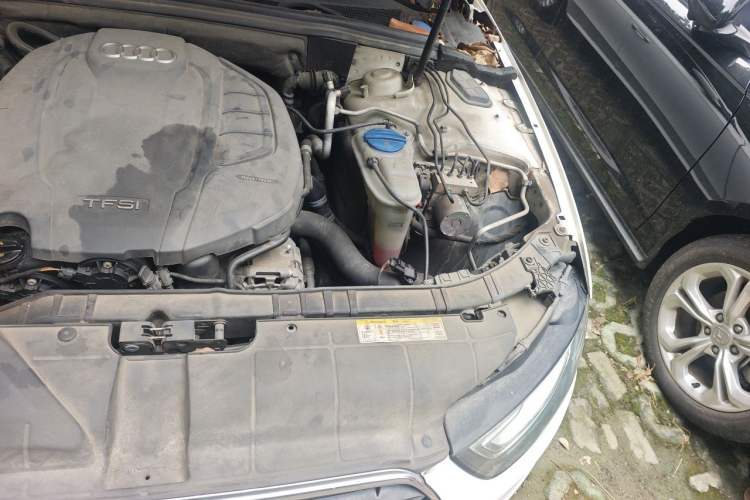 Used Audi A4L 2013 35 TFSI Automatic Technology Edition Engine Bay Left