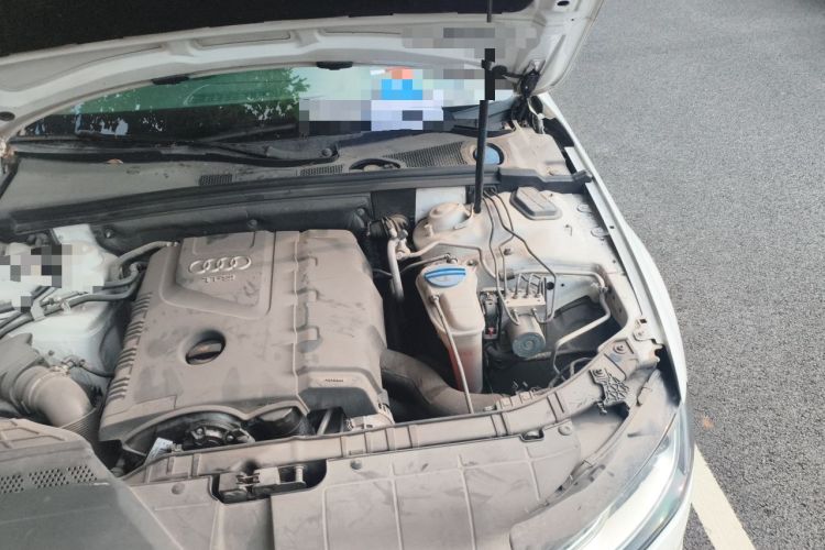 Used Audi A4L 2013 35 TFSI Automatic Comfort Model Engine Bay Left