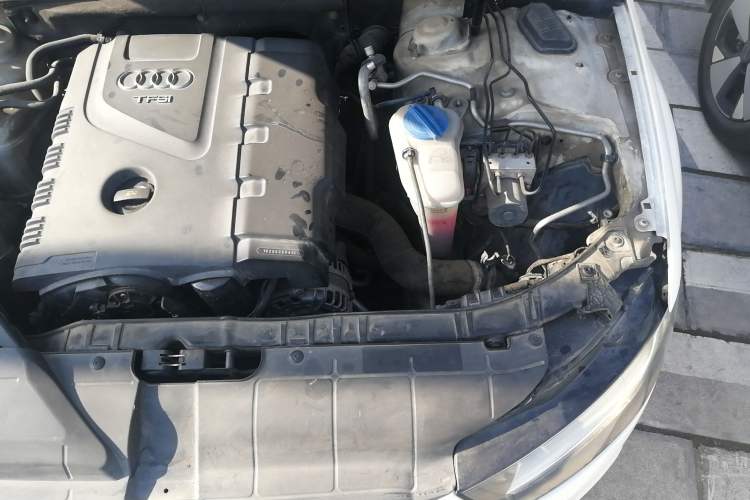 Used Audi A4L 2013 30 TFSI Manual Comfort Model Engine Bay Left