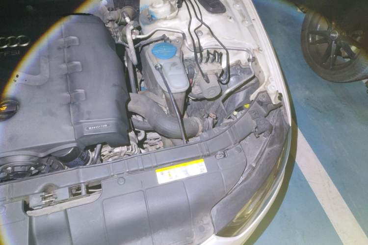 Used Audi A4L 2013 40 TFSI quattro Individual Sport Edition Engine Bay Left