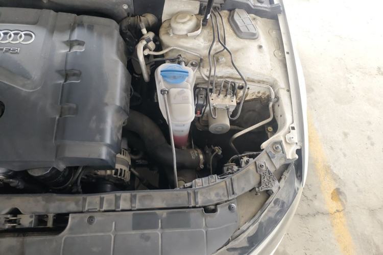 Used Audi A4L 2013 30 TFSI Automatic Comfort Model Engine Bay Left