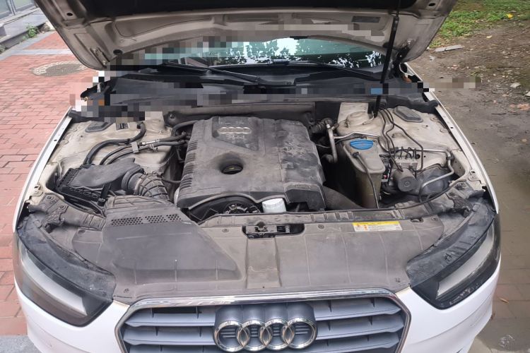 Used Audi A4L 2013 30 TFSI Automatic Comfort Model Engine Bay
