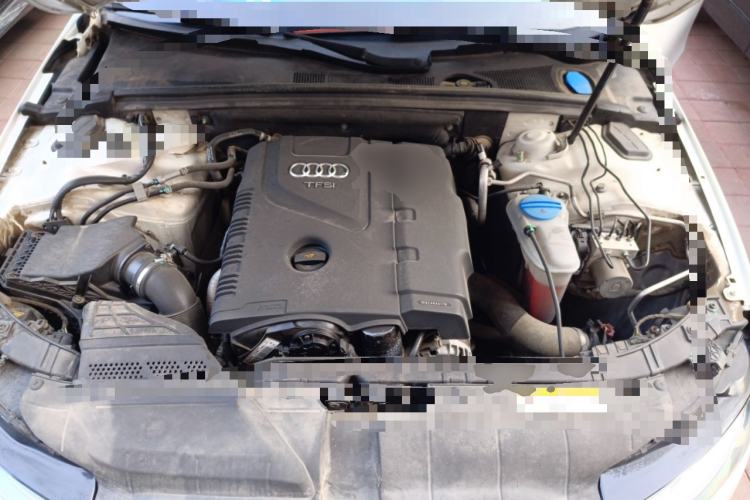 Used Audi A4L 2013 35 TFSI Automatic Comfort Model Engine Bay